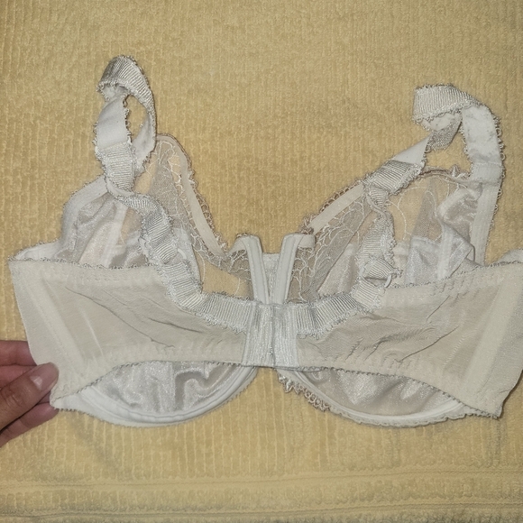 Chantelle White Lace Icone Underwire Bra Full Coverage - Picture 6 of 10